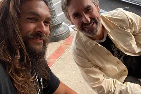 American Pickers star Mike Wolfe secretly teams up with Aquaman actor Jason Momoa for new mystery..