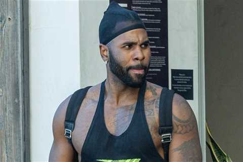 Jason Derulo shows off his fit physique as he exits the gym