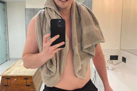 Dr Alex George hits back at fat shamers with shirtless pic as he says he proudly declares he..