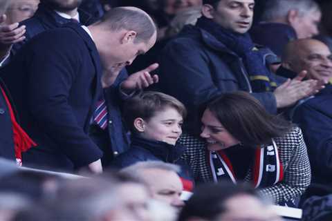 Cheeky Prince George sticks out his tongue as he enjoys day out with parents Wills & Kate at..