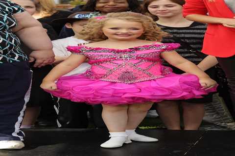 Honey Boo Boo fans concerned for star, 16, & claim she’s ‘too young’ for surgery amid plans to..