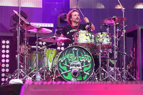 Rikki Rockett Brings Chops, Wisdom to Rock 'n' Roll Fantasy Camp