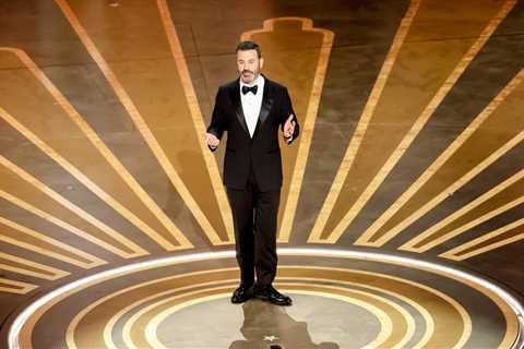 No, Jimmy Kimmel Didn’t Mispronounce Rihanna’s Name During His Oscars Monologue
