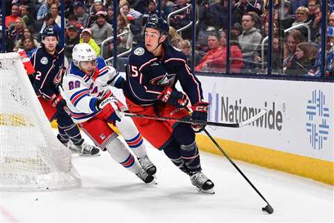 Patrick Kane returns to Rangers lineup after cautious approach to injury scare