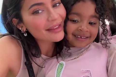 Kylie Jenner blasted for putting Stormi, 5, in ‘dangerous’ situation in the kitchen of their $36M..