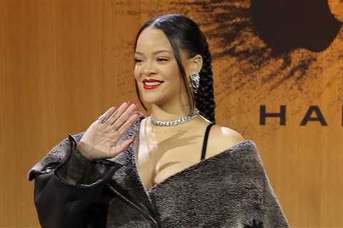 Rihanna Gets New Madame Tussauds Wax Figure in Amsterdam