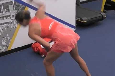Aryna Sabalenka smashes racket in meltdown after loss to Coco Gauff at US Open