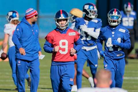 Giants signing kicker Randy Bullock with Graham Gano set for surgery