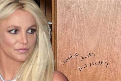 Britney Spears 'Christina Sucks' Door Could Fetch $20-$30k