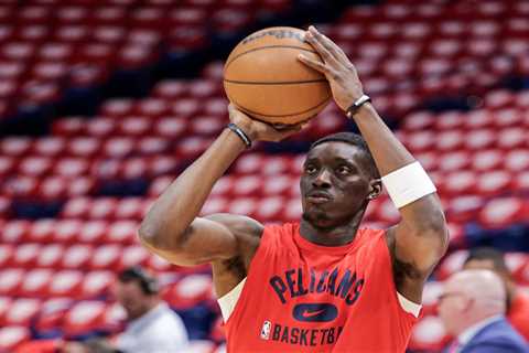 Charles Barkley pleas for team to sign Tony Snell so he can have healthcare for sons with autism
