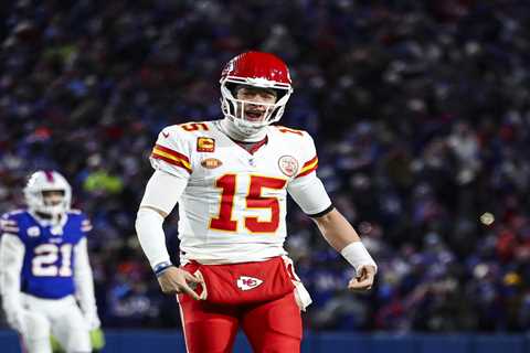 Super Bowl early prediction: Chiefs, Patrick Mahomes the boogeyman vs. 49ers