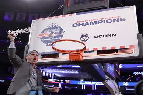 Dan Hurley on how many Big East teams should make NCAA Tournament