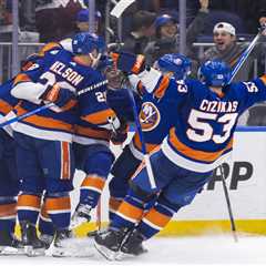 Islanders hopeful they can feed off crowd energy at UBS Arena in Game 3