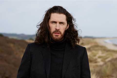 Hozier Earns ‘Sweet’ U.K. No. 1