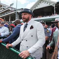 The best fashion, fascinators and famous faces of the 2024 Kentucky Derby: photos