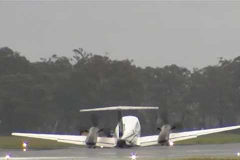 Plane Makes Wheels-Up Emergency Landing in Australia, Landing Gear Fails