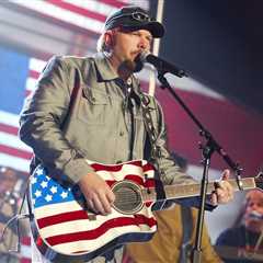 15 Patriotic Country Songs for Fourth of July
