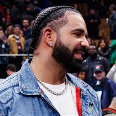 Drake Wax Figure Debuts At Madame Tussauds New York