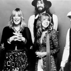 The Piano Fleetwood Mac Used to Write Classic Hits is Heading to Auction