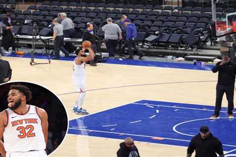 Karl-Anthony Towns shoots free throws in empty MSG after monster night in devastating Knicks loss