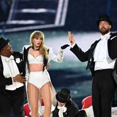 Taylor Swift ‘Felt Very Supported’ by Travis Kelce’s Presence on ‘Fortnight’ Set,..