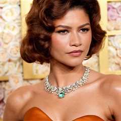 Zendaya Was Spotted With A Ring On Her Left Ring Finger At The Golden Globes, And Everyone Is..