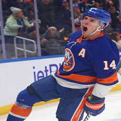 Surging Islanders storm past Avalanche as win streak hits five