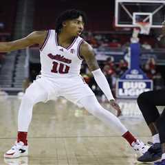 Fresno State removes one player, suspends two amid gambling investigation