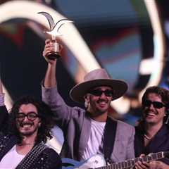 Morat Shines in Viña del Mar Debut, Wins Gold & Silver Gaviotas