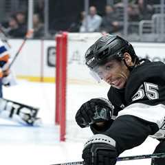 Islanders fail to get closer in playoff race after getting drubbed by Kings