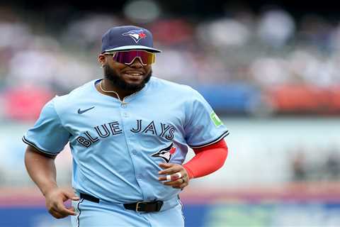 Mets fans cheer Vladimir Guerrero Jr. with potential free agency looming