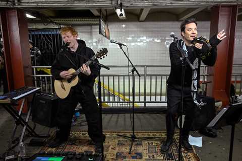 Ed Sheeran & Jimmy Fallon Go Incognito in the NYC Subway for ‘Tonight Show’ Busking:..