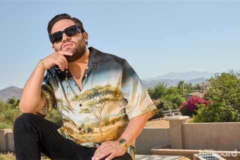Luis R. Conriquez’s Show in Mexico Ends in Chaos for Excluding Narcocorridos