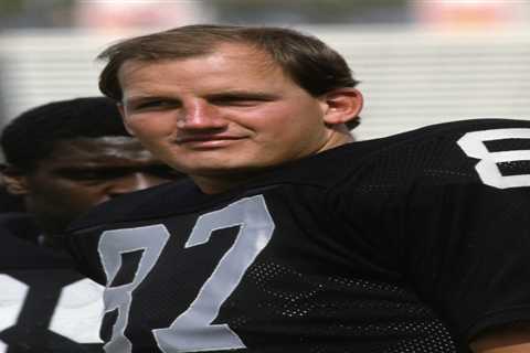 Don Hasselbeck, former Super Bowl champion, ex-Giant and father of two NFL QBs, dead at 70