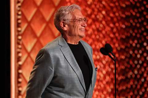 Harvey Fierstein to Receive 2025 Special Tony Award for Lifetime Achievement in the Theatre