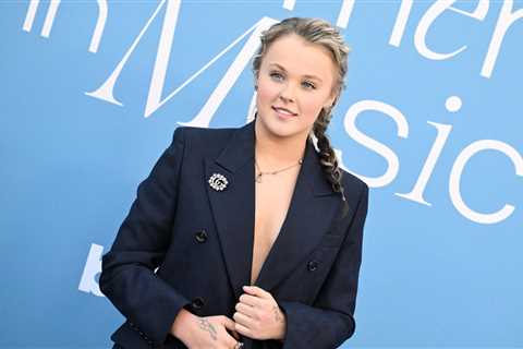 JoJo Siwa Opens Up About Relationship With ‘Celebrity Big Brother UK’ Cast Mate Chris Hughes: ‘I’m..