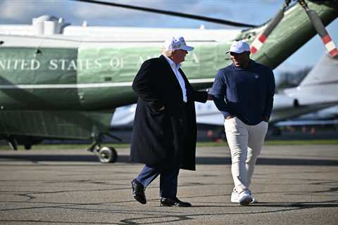Eagles’ Saquon Barkley hangs out with Trump after teammate dodges question on White House visit