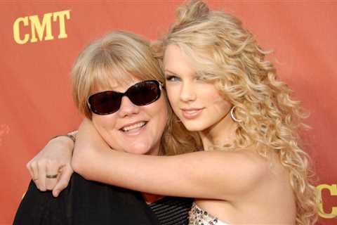 Mother’s Day Playlist: 30 Songs for Moms Everywhere