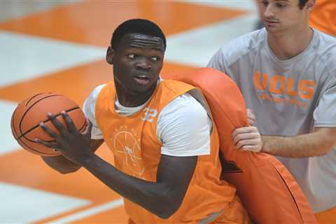 St. John’s lands center Handje Tamba in frontcourt-reinforcing move