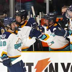 Sirens battle but fall short to Montreal as Victoire clinch PWHL’s top seed
