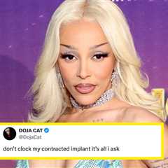 Doja Cat Asked Fans Not To Clock Her Visible Plastic Surgery Complication Following A Performance
