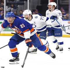 Islanders re-sign Kyle Palmieri, Adam Boqvist in first moves by new GM