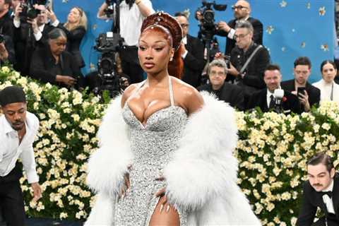 Megan Thee Stallion Sneaks Phone Into Met Gala: Watch Her Sample Appetizers With Doechii &..