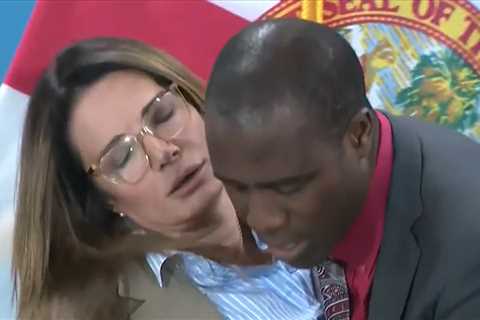 Florida State Senator Passes Out Onstage During Speech, Video Shows