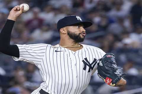 Aaron Boone insists Devin Williams is still ‘very close’ after latest Yankees implosion