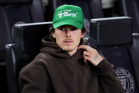 Cruz Beckham's Subtle Loyalty Amid Family Drama as Brooklyn Turns to Meghan