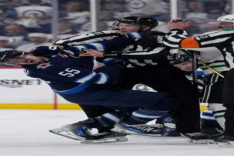 Stars-Jets game ends with ugly sucker punch in chaotic scene: ‘He just popped him’