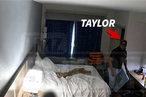 Ex-NFLer Adarius Taylor Left 6-Year-Old Son In Car For Prostitute Meet-Up, Cops Say