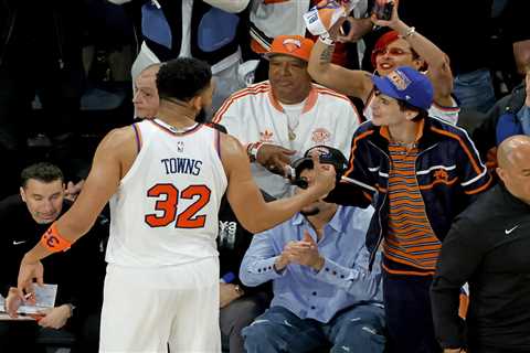 Knicks trounce Celtics in Game 6 to make first East Conference Finals in 25 years