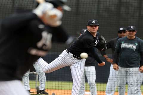 Yankees keep rehabbing reliever in minors to work his way back to MLB shape
